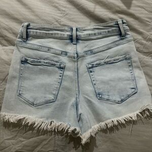 Women’s vervet shorts